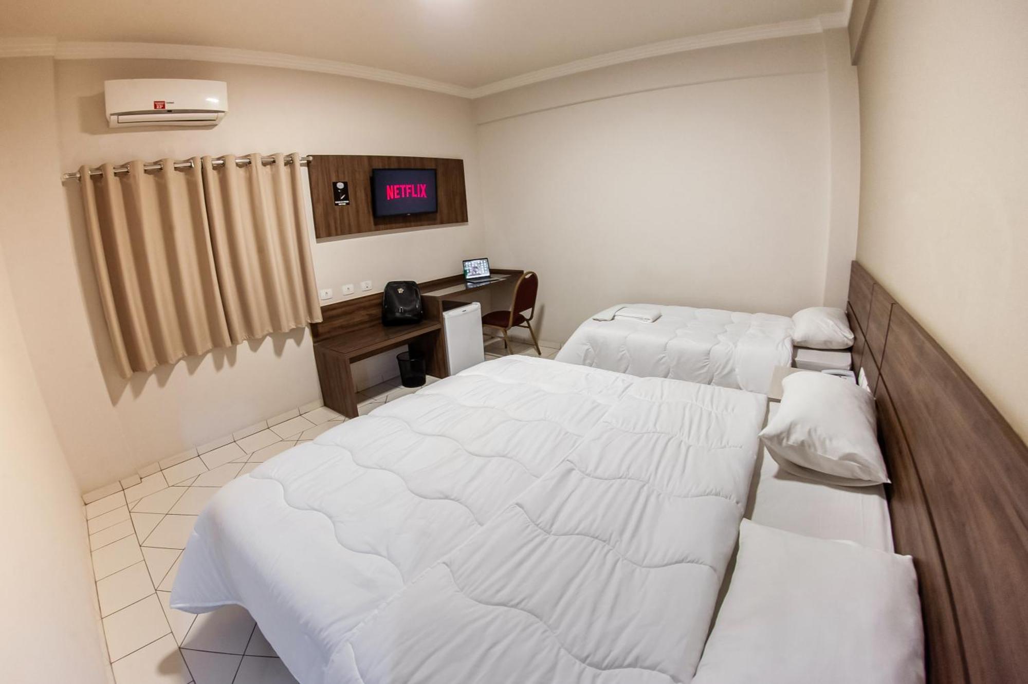 London Hotel Londrina Bilik gambar