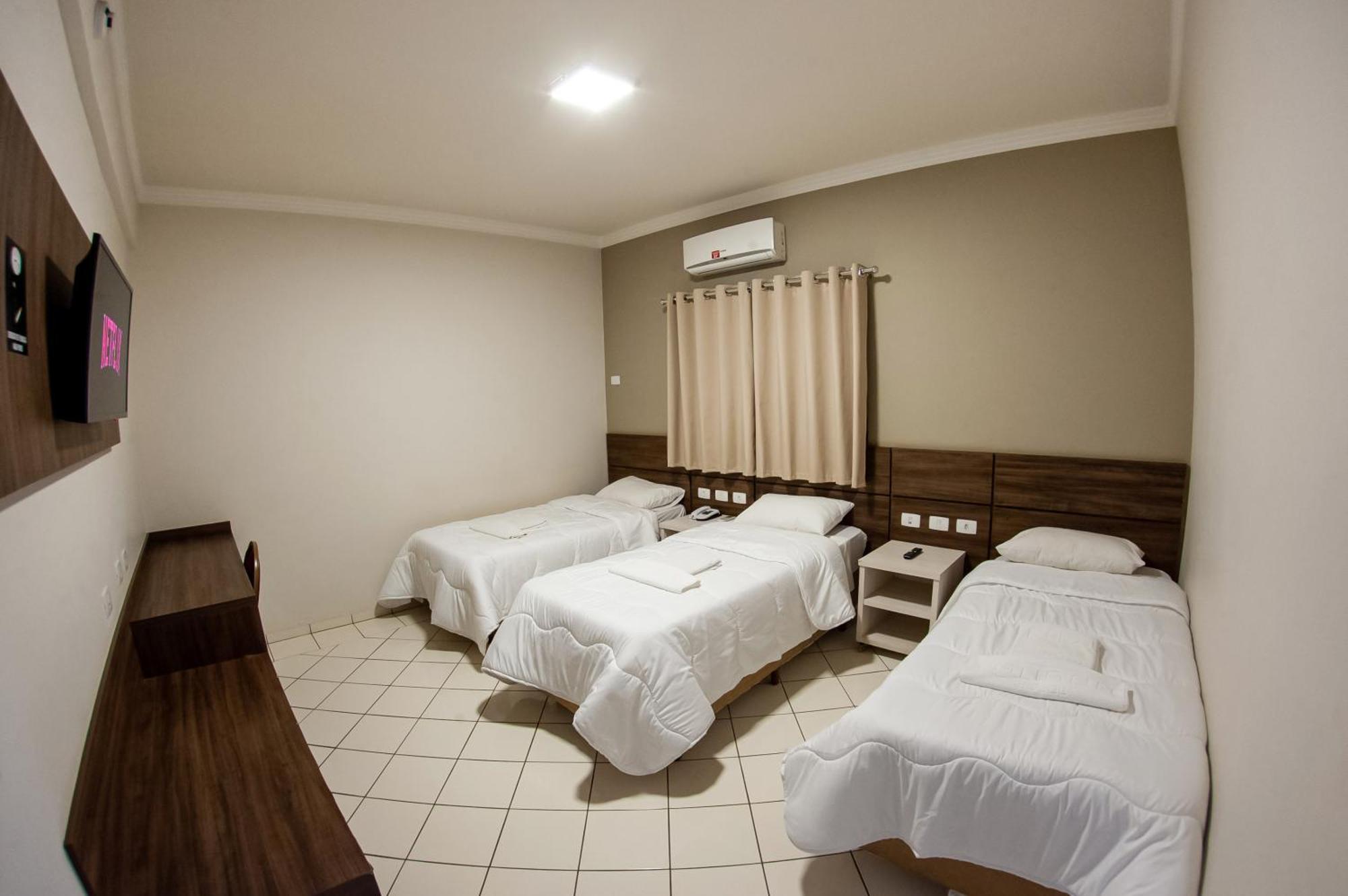London Hotel Londrina Bilik gambar